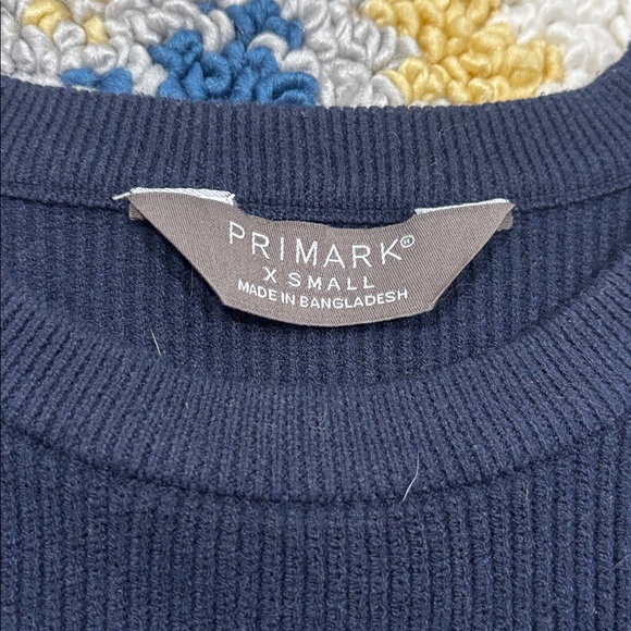 Primark Sweater - Picture 2 of 2